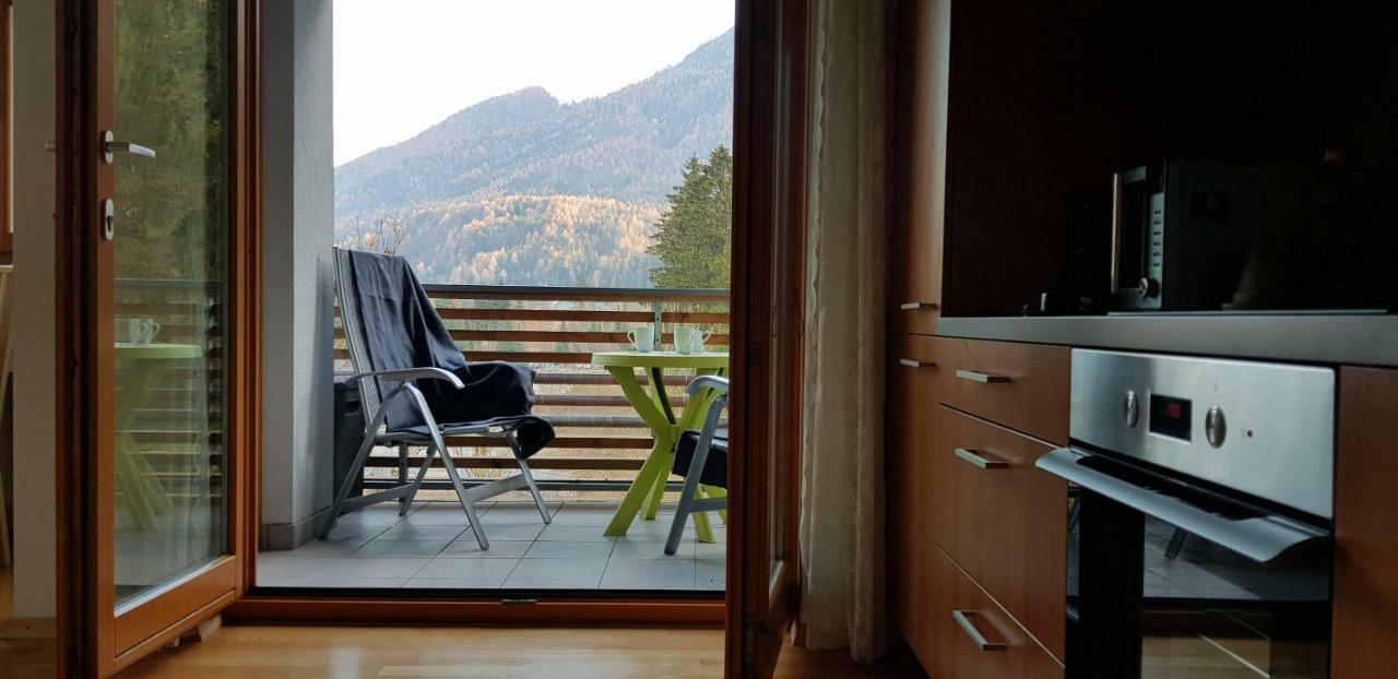 Yellow Apartma Kranjska Gora Appartement Buitenkant foto