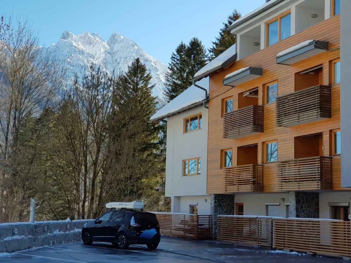 Yellow Apartma Kranjska Gora Appartement Buitenkant foto